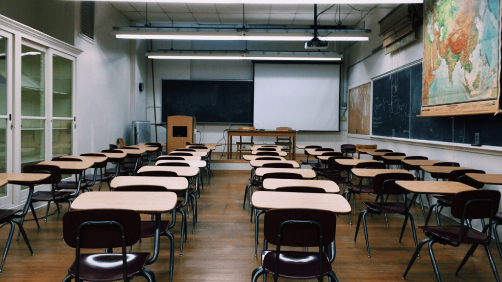Apa Itu Double Degree? Pengertian, Keuntungan, dan Ketentuannya