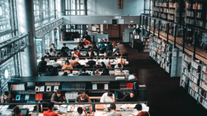 Apa Itu Double Degree? Pengertian, Keuntungan, dan Ketentuannya